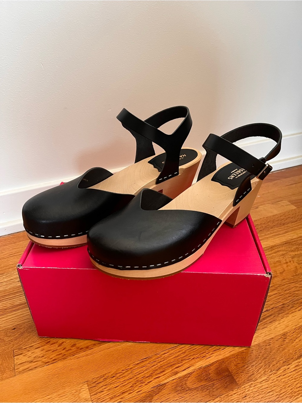 Hasbeens Black Leather Clog Sandals with Ankle Strap